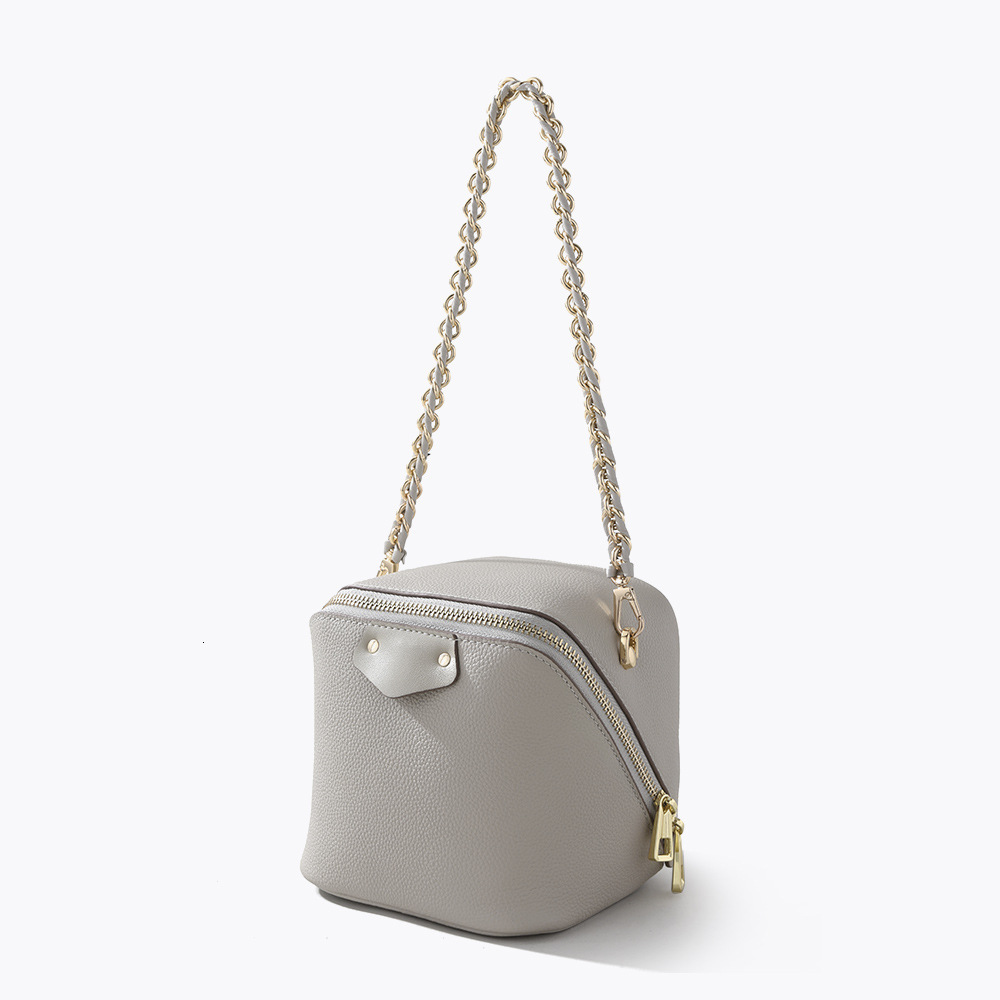 Bag Top Layer Cowhide Niche Design, Elephant Buckle Box Bag, High-End Fashion, Versatile Single Shoulder Crossbody Bag
