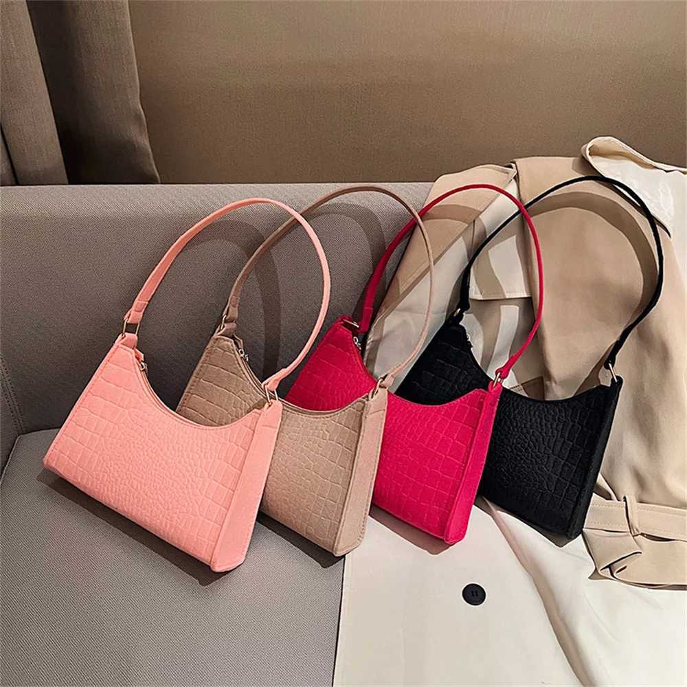 Fi Womens Felt Fabric Underarm Bag Vintage odile Pattern Shoulder Bag Solid Color Handbags Casual Solid Color CluhXJ250121