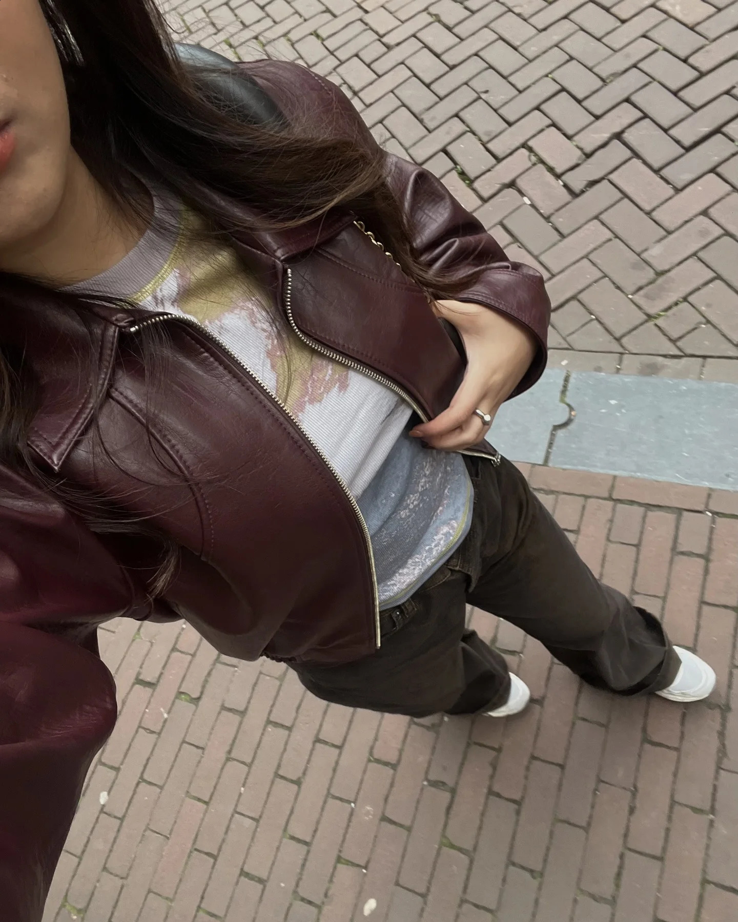 Women Burgundy Lapel Pu Short Leather Jacket Chic Zipper Long Sleeves Pocket Coat Autumn Female Commuting Street Coats 250122