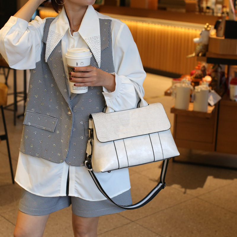 Bag Women 2025 New Trendy Leather Single Cross Shoulder Handbag Crocodile Pattern Women's Large Capacity Tote Bag