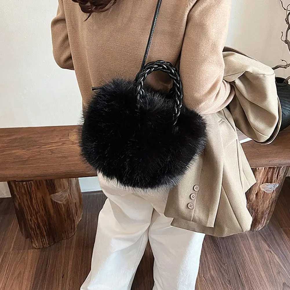 Cute Pumpkin Bag Faux Fur Tote Bag Womens Bucket Plush Luxury Design Ladies Handbags Soft Winter Crossbody Shoulder BagsXJ250121
