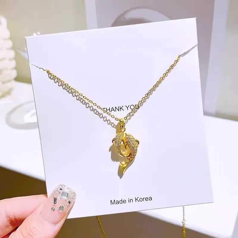 Exquisite titanium steel necklace with dolphin pendant sparkling zircon womens lock collar chain jewelryXJ250121