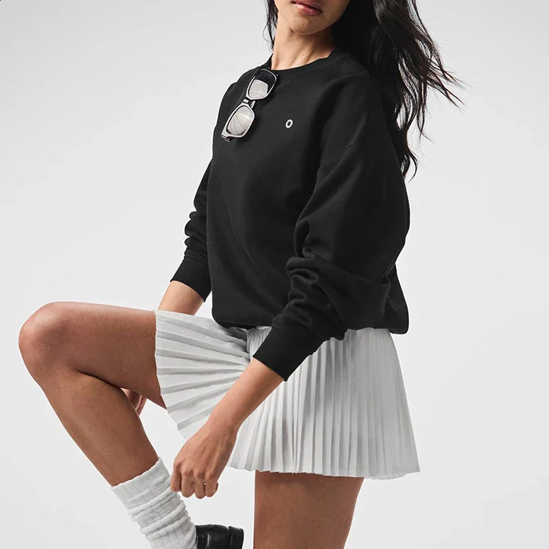 Autumn and Winter Neutral Accolade Round Neck Hoodie Fashionable Comfortable Solid Color Street Wear Running Sports Top 250120