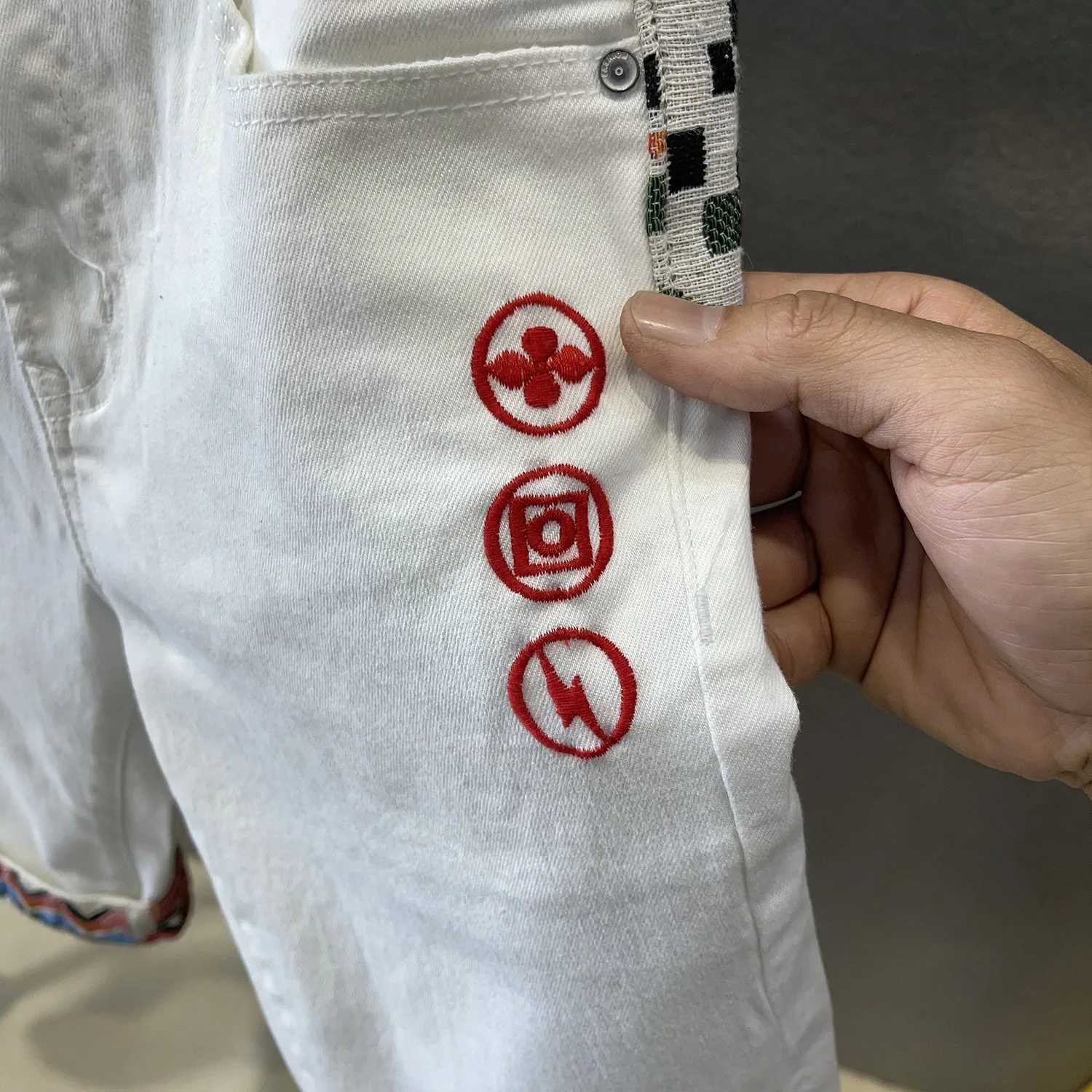 Korean Style Luxury Summer Jeans Shorts White Embroidery Men Designer Casual Straight Popularity Denim Harajuku Shorts Pants X250203