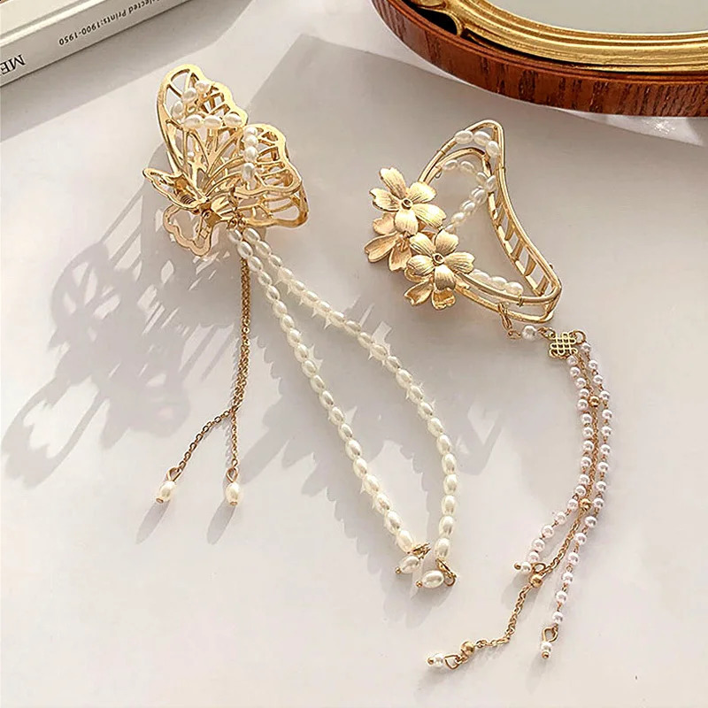Korean Butterfly Tassel Bead Pendant Hair Claw For Women Fashion Hollow Gold Silver Color Metal Hair Clips Girl Hair Accessories 250120