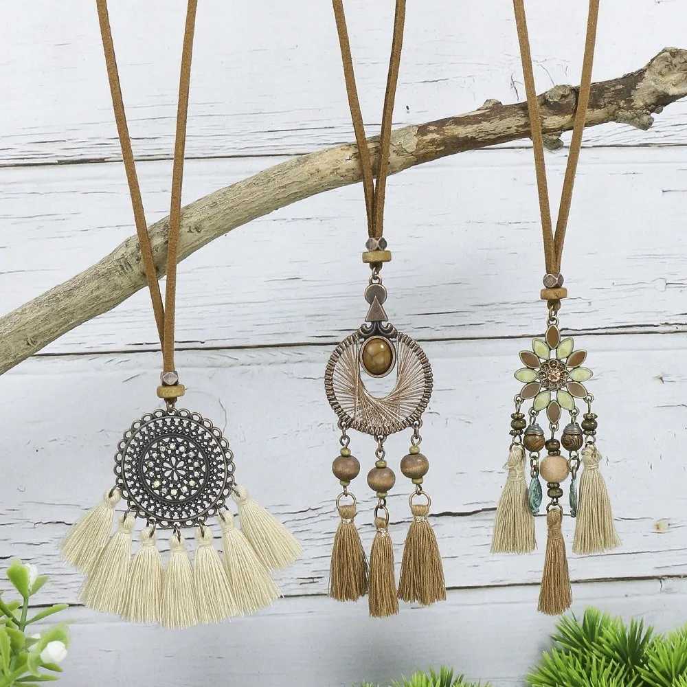 Boho Long Necklace Tassel Ethnic Style Retro Flower Pendant Necklace Womens Sweater Chain Necklace Beach Travel Daily JewelryXJ250121