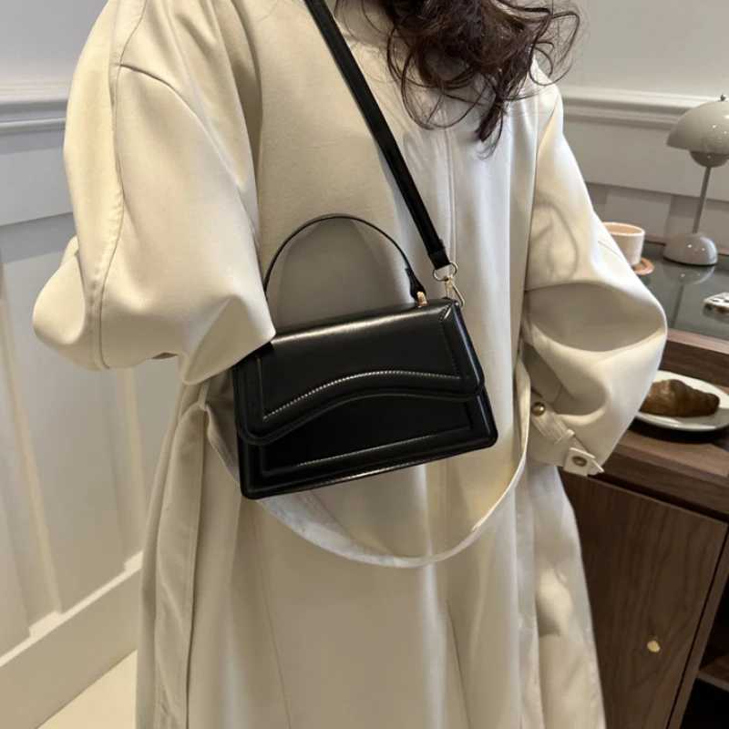 High Quality PU Leather Handbag Purse Womens Bag Solid Color Shoulder Crossbody Bags Lady Messenger Small Tote for Women GirlsXJ250121