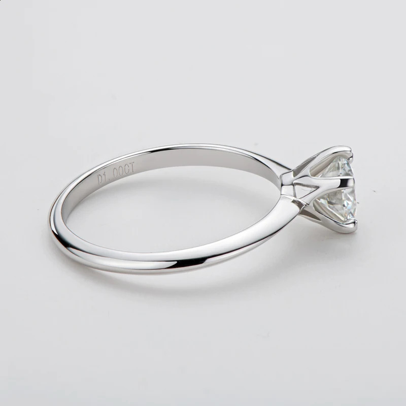 IOGOU Mosanite Diamond Rings for Women 05 Carat Engagement Round Cut Solitaire Ring Real 925 Sterling Silver Wholesale Jewelry 250118