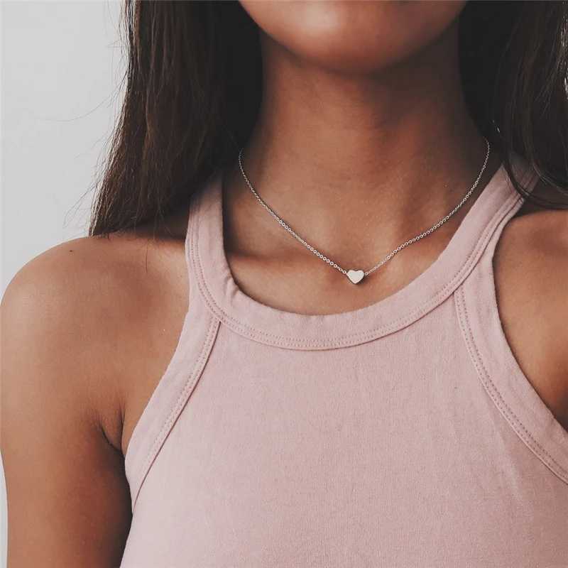 Tiny Heart Necklace for Women SHORT Chain Heart Pendant Necklace Gift Ethnic Bohemian Choker Necklace Drop ShippingXJ250121