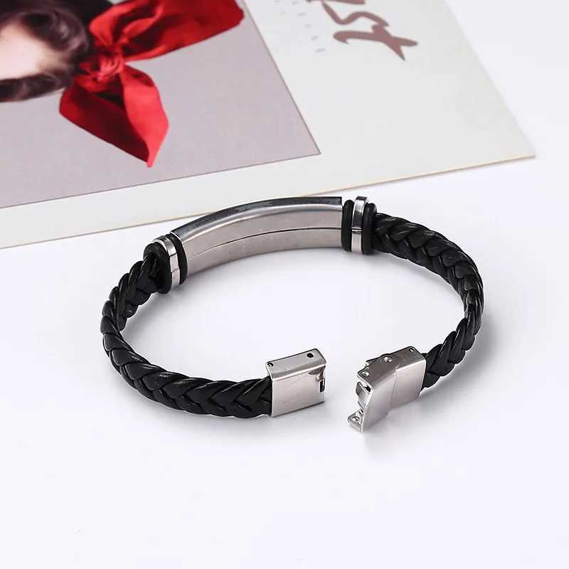 Stainless Steel Bracelet Simple Casual Leather Woven Bracelet Titanium Steel Leather Bracelet for Men Stainless Steel W250121