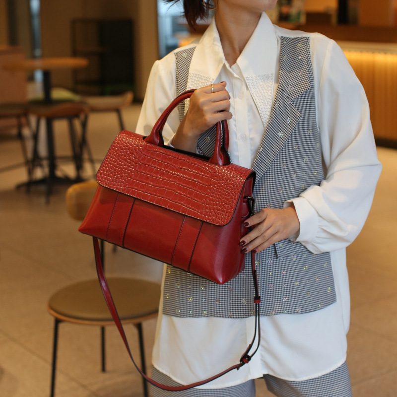 Bag Women 2025 New Trendy Leather Single Cross Shoulder Handbag Crocodile Pattern Women's Large Capacity Tote Bag