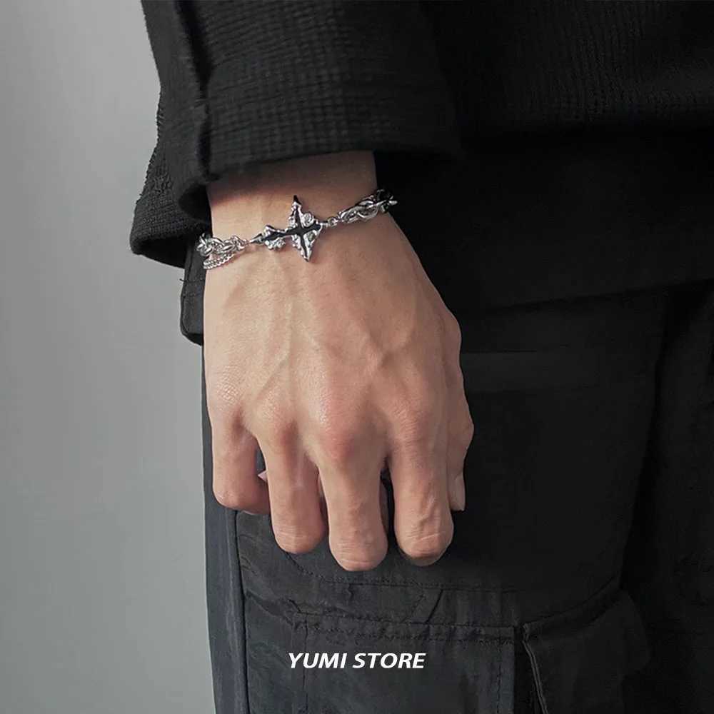 Retro Flame Cross Bracelet For Men Woman Hip Hop Titanium Steel Splice Chain Charm Unisex Jewelry Cool Kpop Luxury Accessories W250121