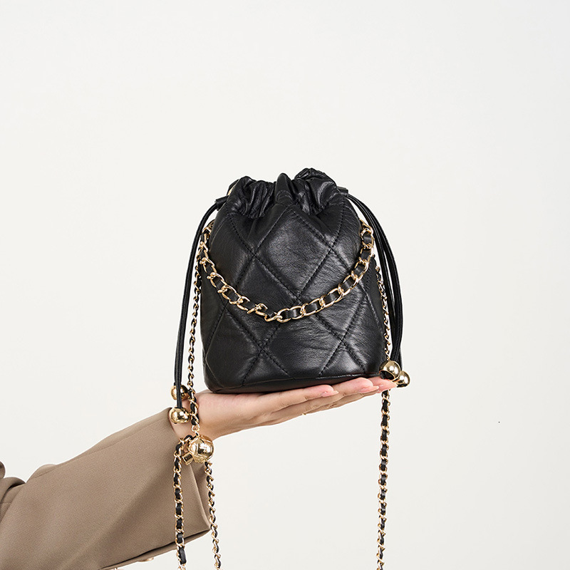 Bag New Crossbody Bucket 2025 Luxury Versatile Handheld Small Chain Genuine Leather Women's Bag