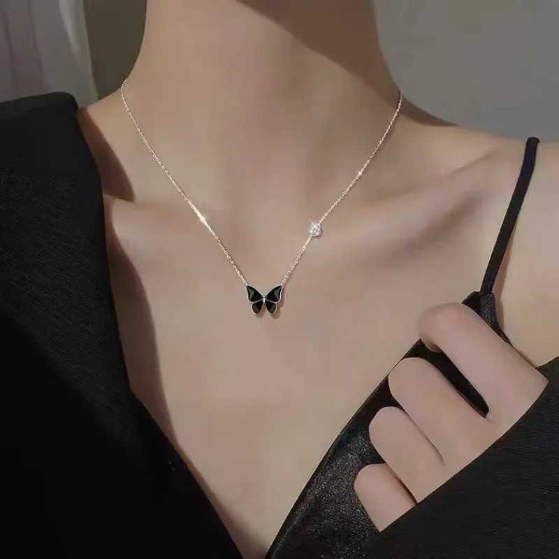 Black Butterfly Pendant Necklace for Women Personality Light Luxury Clavicle Chain Fashion Collar Chain Jewellery XJ250121