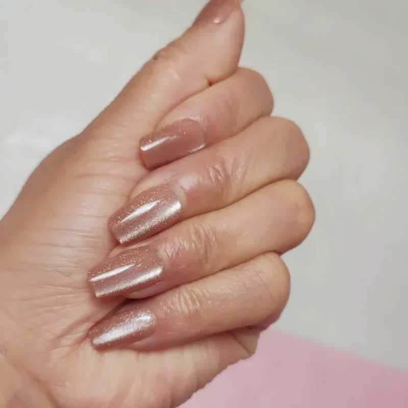 24Pcs Short Cat Eye Fake Nails Trendy Adhesive Glossy Champagne Press on Nails Durable Acrylic Nails Tips Set for Women GirlsW250120