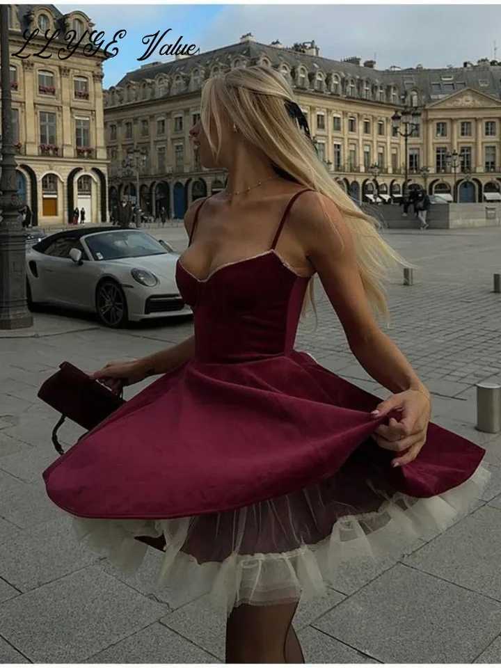 Sexy Tube Top Lace Dress Women Slim Sveless Pleated Mini A-line Party Dresses 2024 Fashion Solid Evening Strap Solid RobeXJ250115
