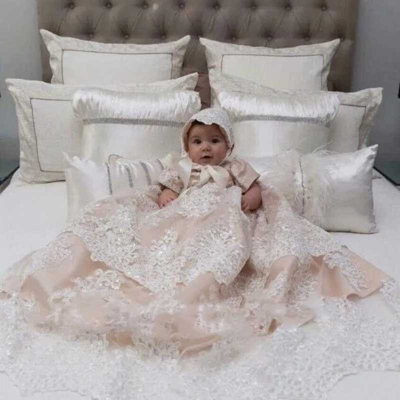 Pink Lace Christening Gowns For Baby Girls Short Sleeves Crystal Sash Appliqued Baptism Dresses X250203