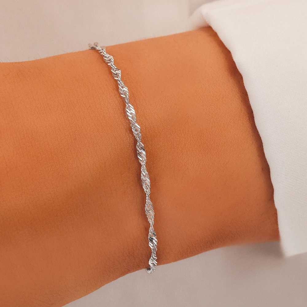 Stainless Steel Bracelets Elegance Exquisite Sense of quality twisted chain Delicate Bracelets For Women Jewelry Party Favors W250121