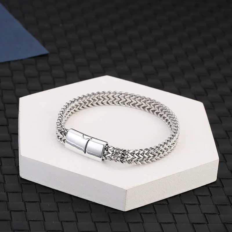 Explosive Hip Hop Stainless Steel Front and Back Mens Simple Bully Punk Bracelet W250121