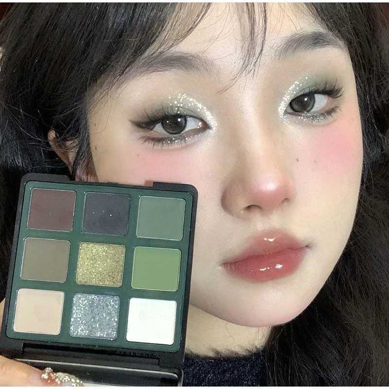 New Arrival Smoked Eye Design With Olive Green And Pearl Sequins 9 Color Band Mirror Eye Shadow Palette Olive Green Eye Shadow Palette New Z250121
