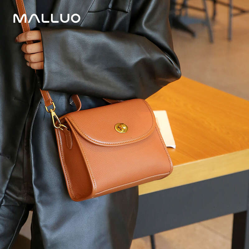 Cowhide Genuine Leather Women Light Retro Small Square Handbag Leisure Single Shoulder Designer Crossbody Bag