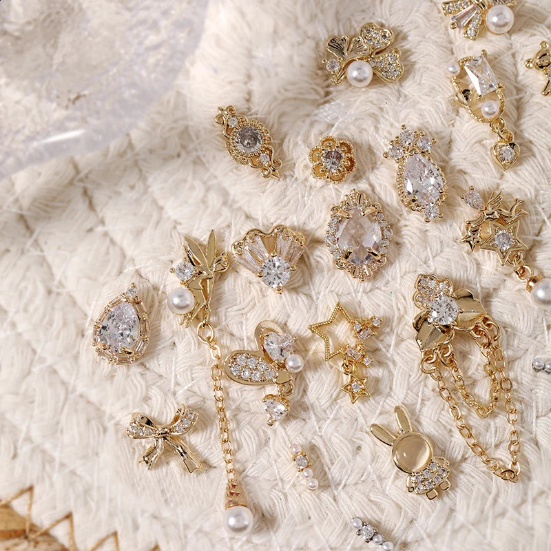 10pcs Flower Chain Valentines Day Zircon Crystals s Nail Art Jewelry Decorations Nails Accessories Charms Supplies 250115