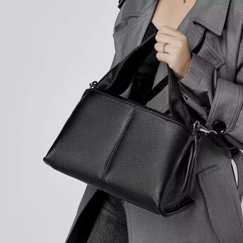 Classic Rabbit Ear Handle Design Medium Tote Full Grain Cow Leather Women Shoulder Bag Apricot Fashion Trendy Ladies Handbag