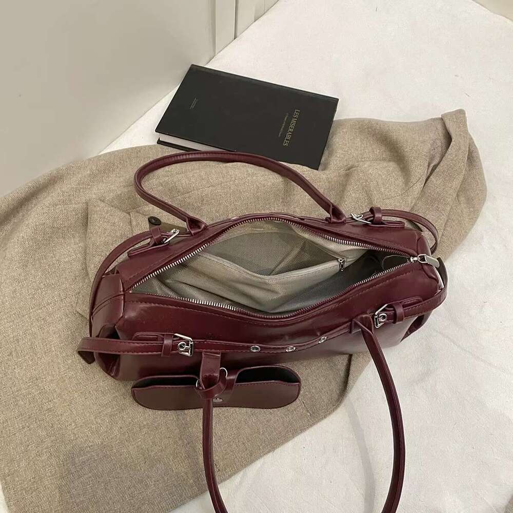 Big PU Leather Underarm Lady Shoulder Bag For Women 2024 Winter New Trend Y2k Tote Bags Retro Handbags And Purses