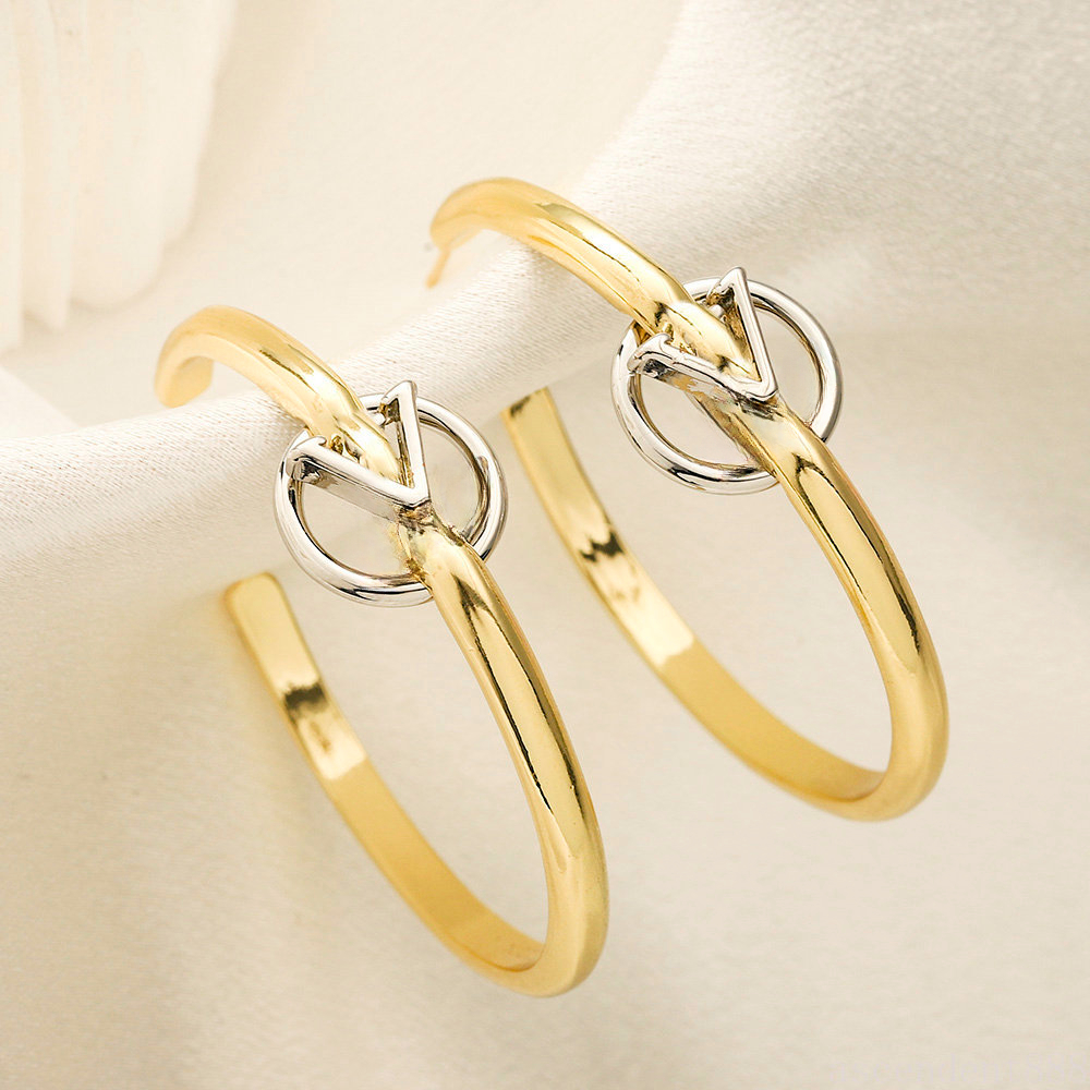 Designer Earrings Temperament Women Hoop Earrings Fashion Simple Classic Brand Earrings Loves Gift