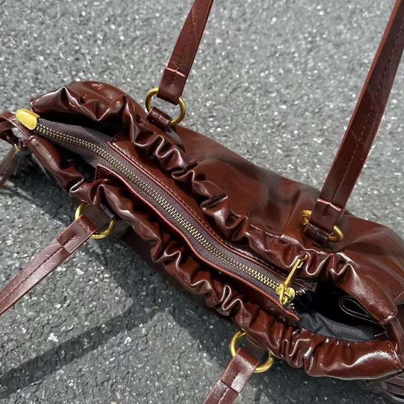England Style Vintage Bags For Women Designer Handbags And Purses 2024 New In PU Oil Wax Leather Ruffle Underarm Shoulder