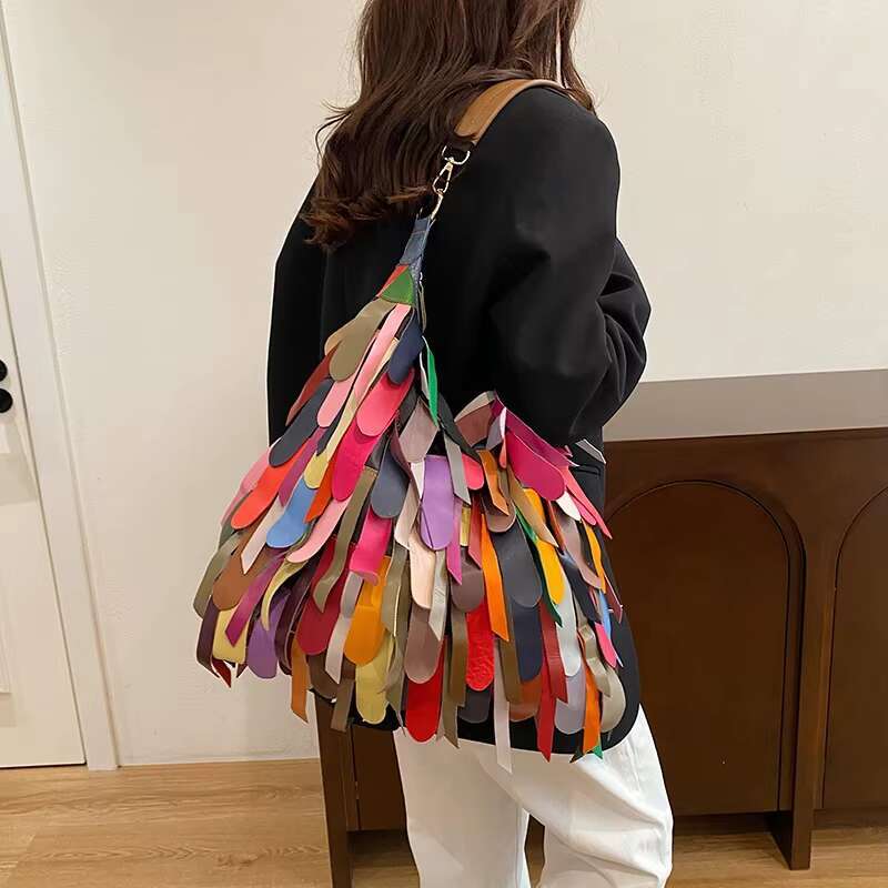 Fashion Tassel Shoulder Europe And America Women Genuine Leather Handbag Ladies Hobos Bag Large Capacity Crossbody Tote