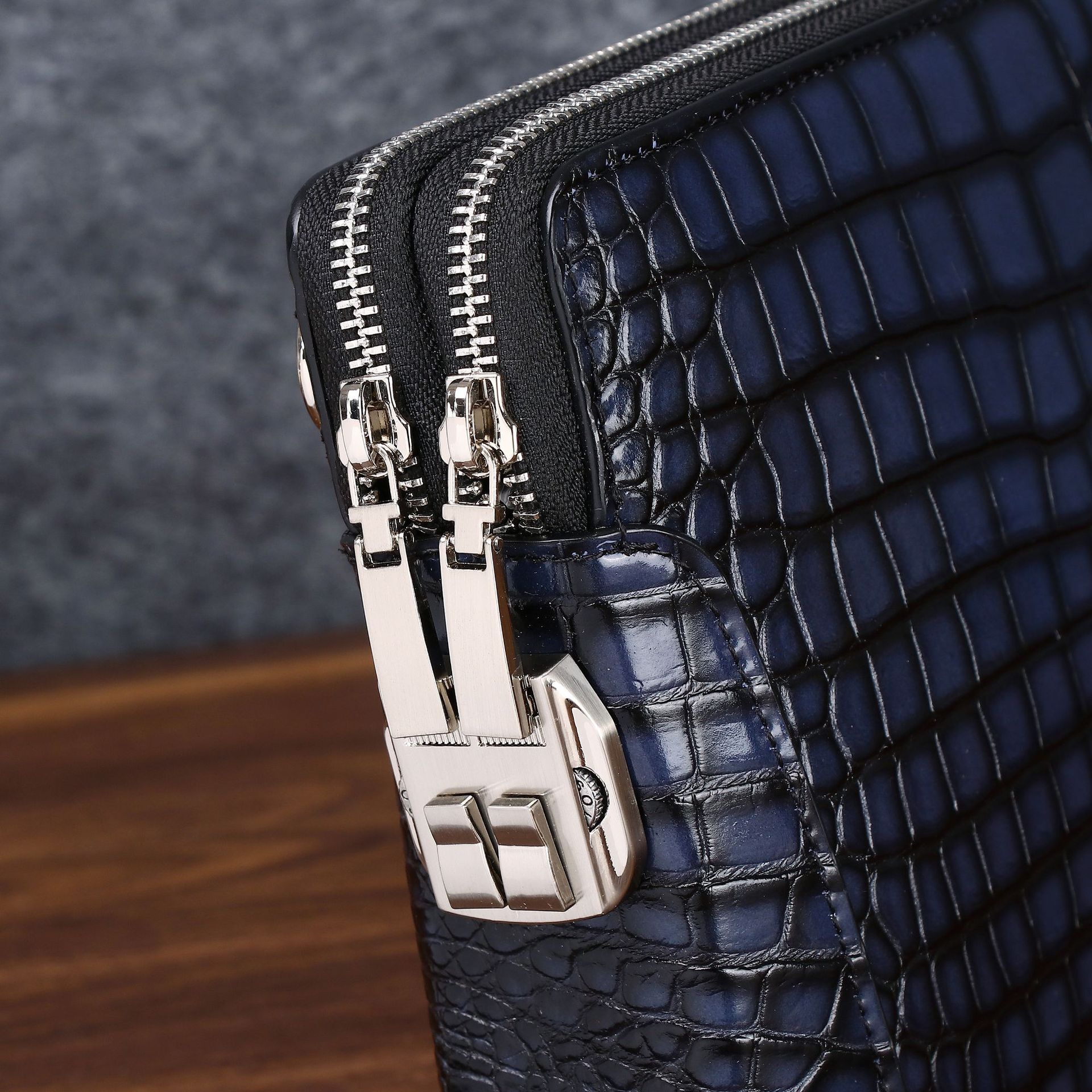 Crocodile Belly Pattern Brushed Color Men's Multi functional Password Lock Handbag Large Capacity Business Clip Bag Trendy