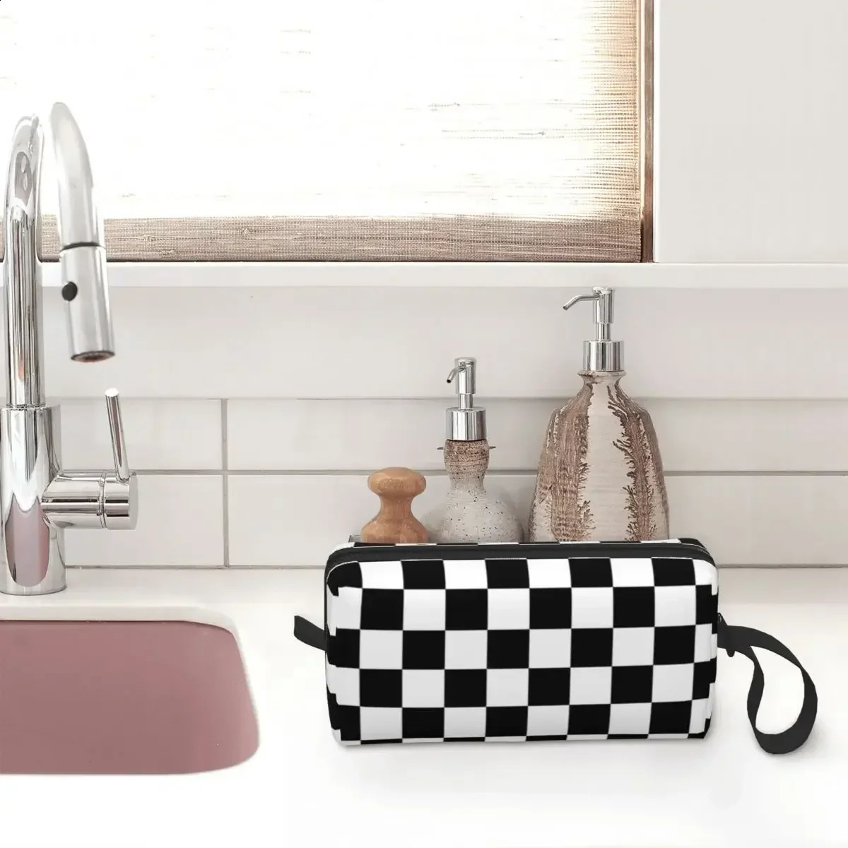 Ska Checkerboard Cosmetic Bag Women Kawaii Large Capacity Reggae Music Makeup Case Beauty Storage Toiletry Bags 250120