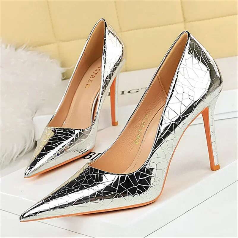 Plus Size 34-43 Women 10.5cm High Birthday Dress Gold Sliver Pumps Lady Classic Glossy Leather Heels Sexy Serpentine Shoes