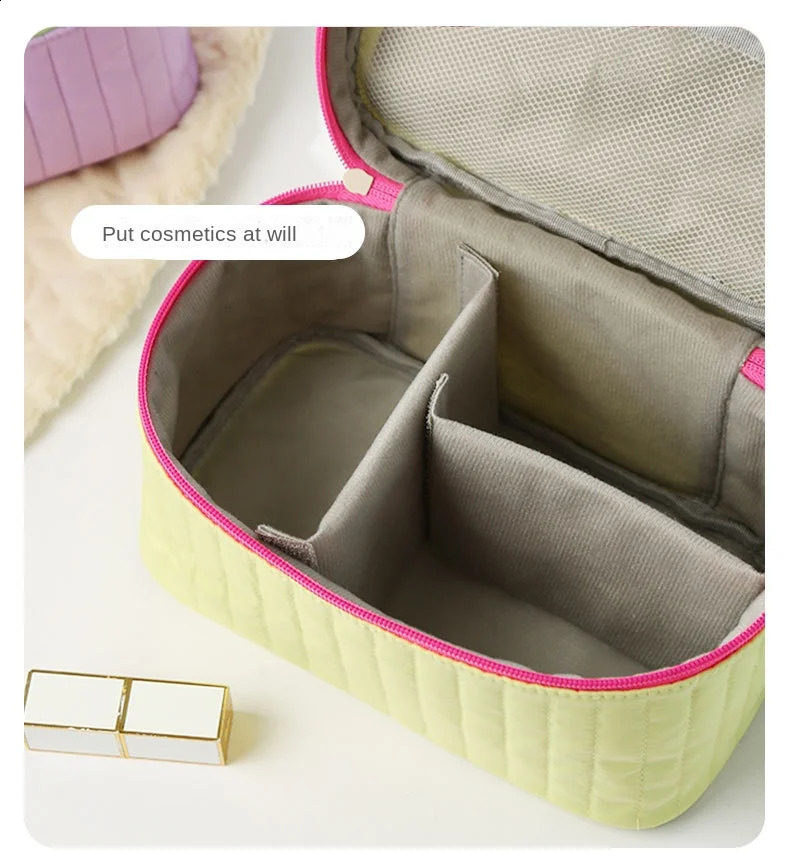 Fashionable and Practical Grid Cosmetic Organizer Bag for Traveling 250120