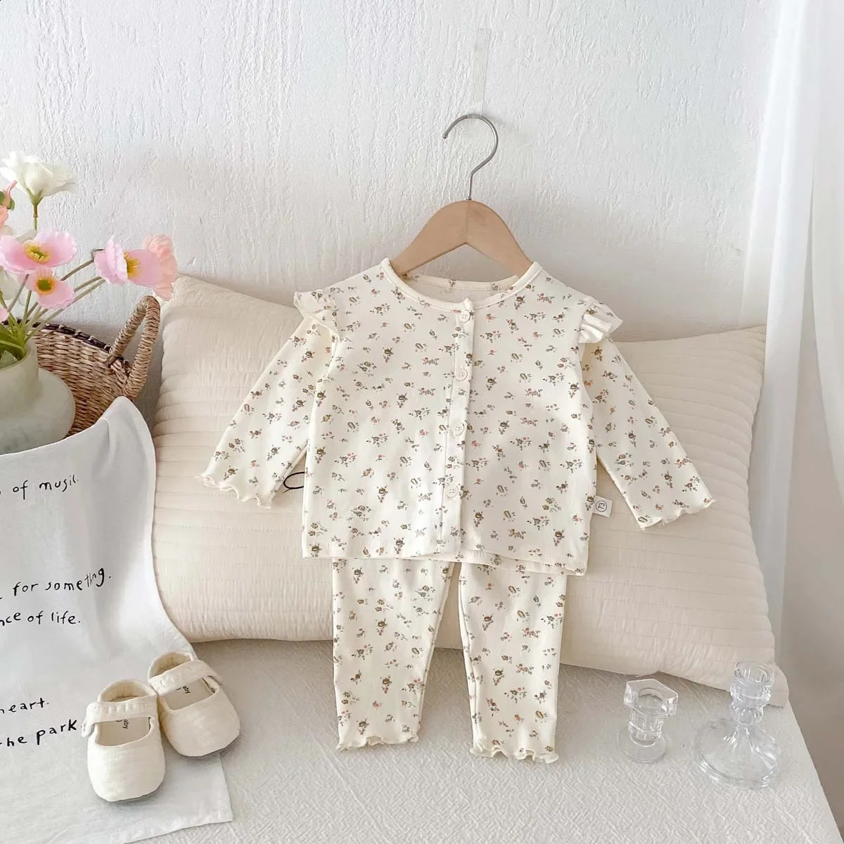 Winter in Kids Baby Girls Floral Pure Cotton Household Clothes toddler Infant Fly Sleeve Top Shirtspants Pajamas Set 250117