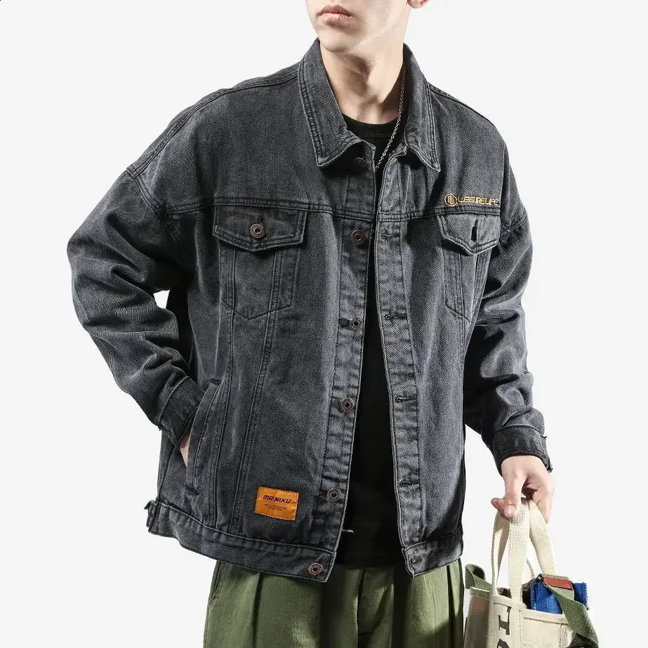 Blue With Embroidery Button Autumn Mens Denim Jacket Gray Male Jean Coats Low Price Wholesale Elatic Loose Y2k Korea Cowboy 250110Z