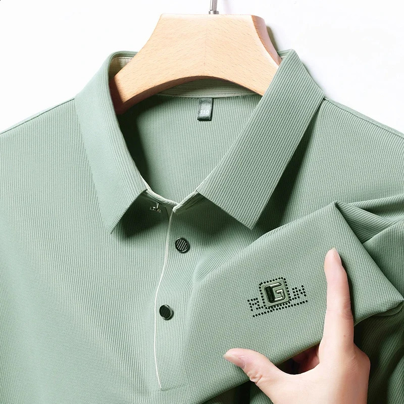 Mens Business Casual Long Sleeved Shirt with Badge Solid Color Polo Fashionable Breathable Comfortable Versatile Top c250113Z