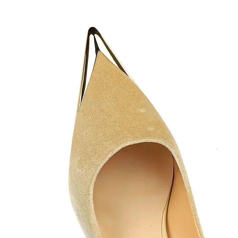 Women 7cm High Classic Green 2024 Bury Party Veet Pumps Lady Nightclub Low Heels Metal Toe Elegant Wedding New Shoes