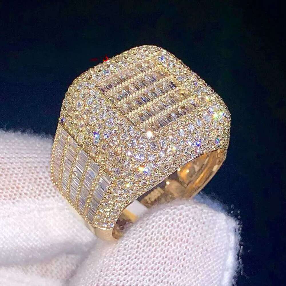 Custom Championship Iced Out Rock Rings Style Sier GRA VVS Baguette Moissanite Dia Mens Hiphop Ring