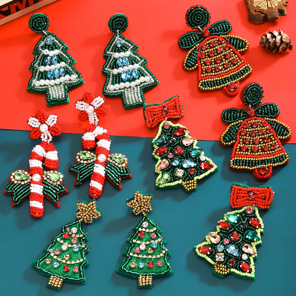 Christmas handmade bead rhinestone drip earrings Christmas tree earrings suitable for womens Christmas earrings 250110