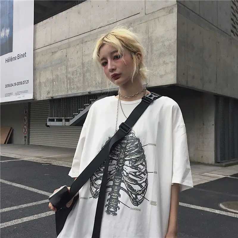 Mens T-shirt 2023 Summer Mens Super Large T-shirt Anime Dark Retro T-shirt Short Sleeve T-shirt Gothic Y2K Mens Manga Top W250117