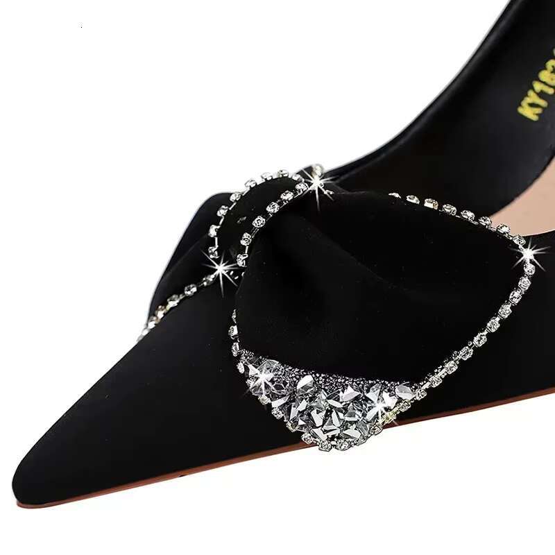 Women 7.5cm High Heels Pointed Toe Kawaii Party Silk Satin Pumps Lady Cute Korean Style Wedding Rhie Bow Green Red Shoes
