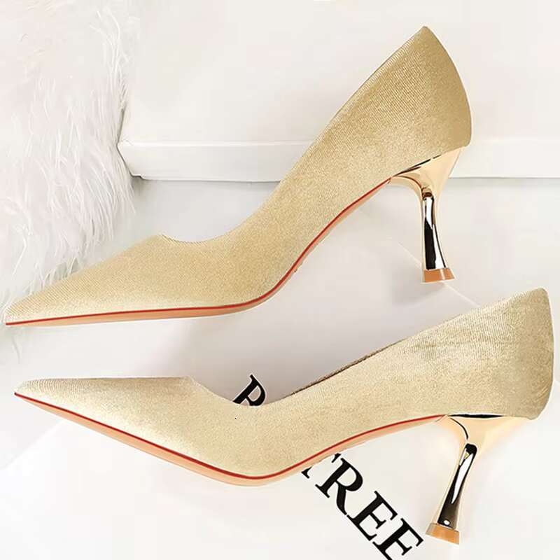Fashion Women 7cm High Bury Veet Pumps Scarpins Wedding Bridal Stiletto Heels Lady Pointed Toe Evening Party Shoes