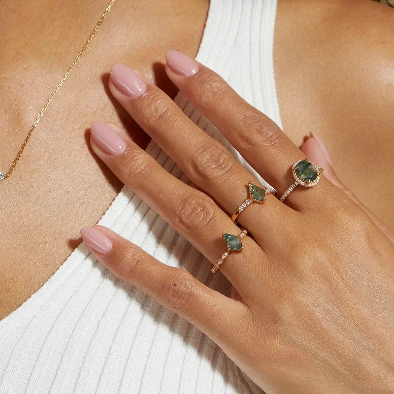 European and American Colored Baby Stone Product 18K Gold PT950 Platinum Green Moss Ring Aquatic Agate 250110