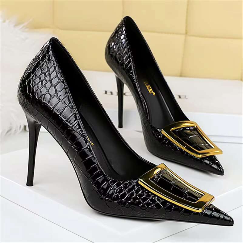 Women 10cm High Pumps Pointed Toe Metal Bule Heels Lady Serpentine Glossy Patent Leather Wedding Event Green Nude Shoes