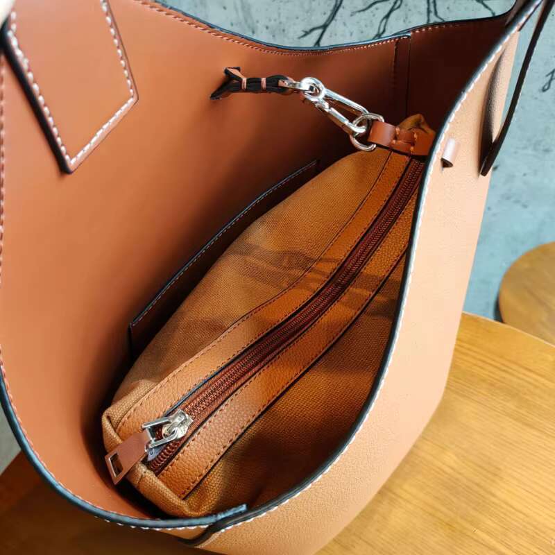 Fashion Underarm Oneshoulder Women's High Quality Genuine Leather Handbag Retro Design Tote Ladies Casual Bucket Bag