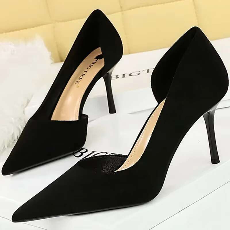 Big Size Fashion Women Daily Holiday Suede Green Red Pumps Lady 8.5cm High Basic Pointed Toe Hollow Wedding Middle Heels