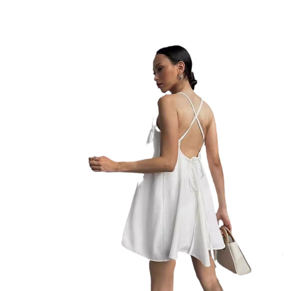 2025 New Beach Skirt Female Designer Women's Beach Leisure Backless Summer Short Strap Skirt