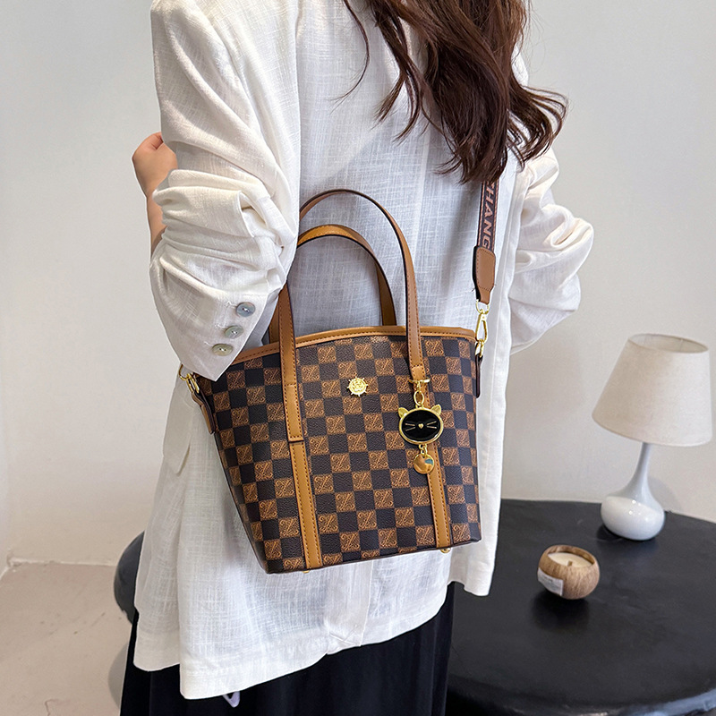 Free shipping new designer bag Shoulder Bags For womans ladies flap fashion printing brown square handbag crossbody Bucket Bag